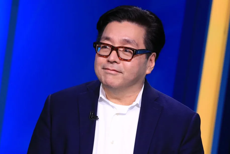 Bitmine Milik Tom Lee Kini Kuasai 4,8% Total Suplai Ethereum, Dekati Target 5%